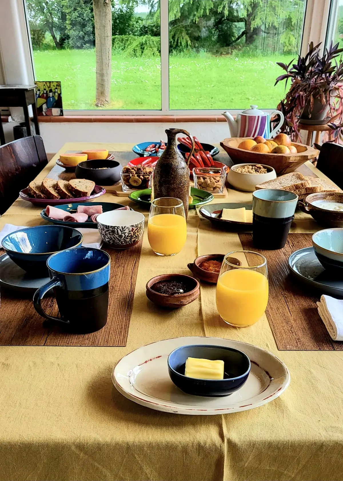 Petit-déjeuner servi à la maison